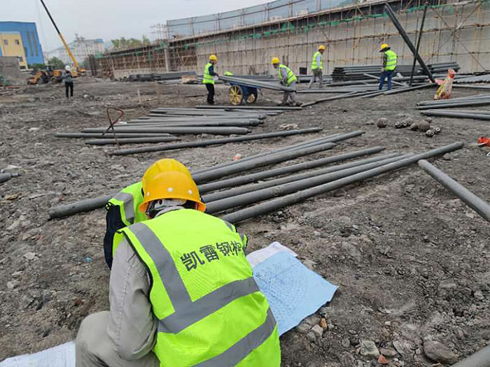 怒江螺栓球网架结构