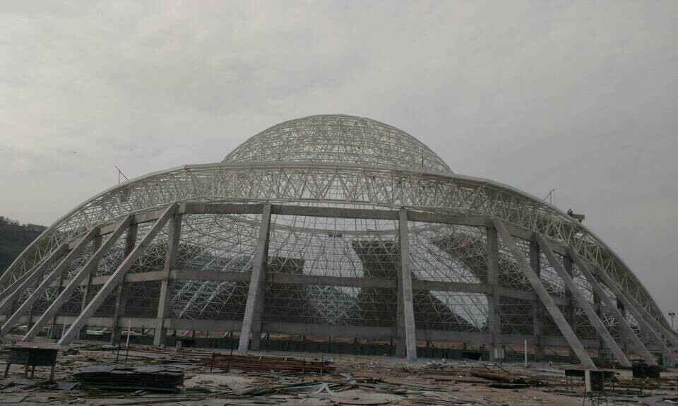 怒江体育场馆网架工程